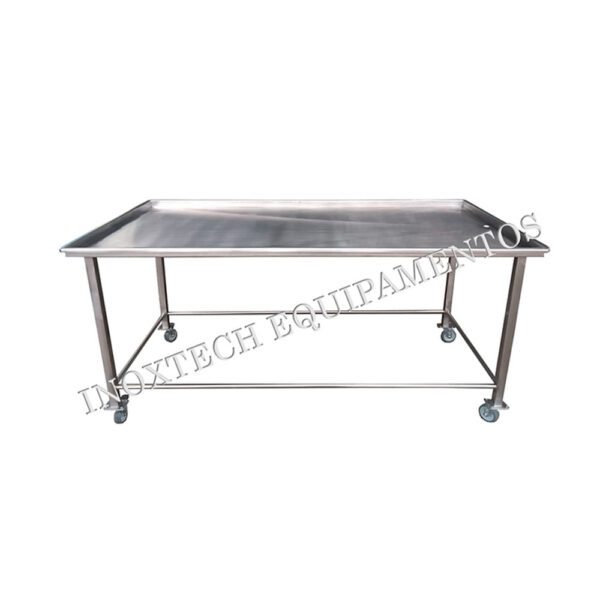MESA COM SAÍDA PARA SORO
