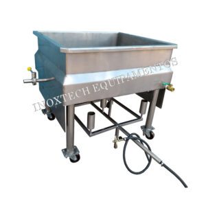 Tanque de queijo a gás fabricado totalmente em aço inox. Tanque para fabricação de queijo com aquecimento a gás, acompanha queimar.