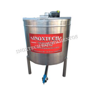 TANQUE EM AÇO INOX COM AGITADOR